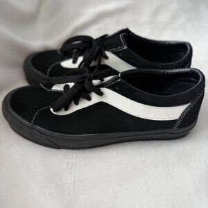 Vans Bold NI Suede "Black Marshmallow" Men's size 9 / Women's size 10.5